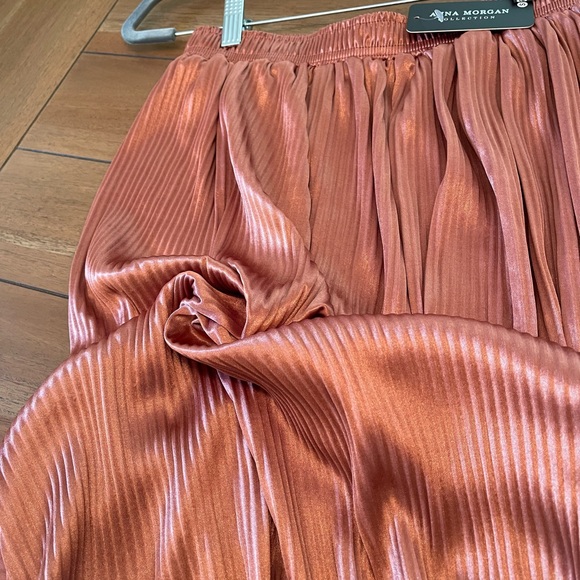 Anna Morgan Collection - Picture 8 of 9